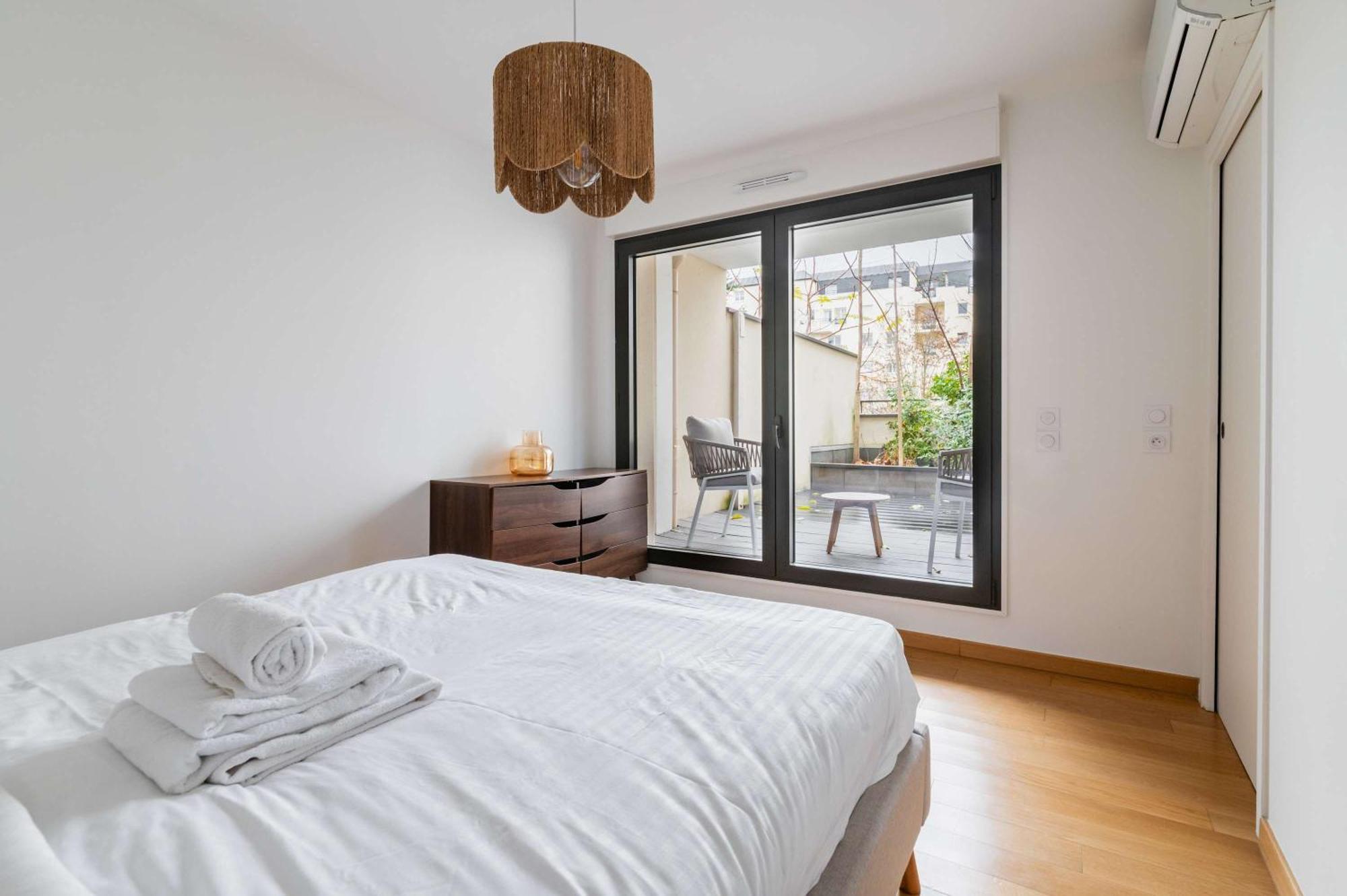 Appartement Lumineux Avec Terrasse Courbevoie - 4P - Flat-Guest Buitenkant foto