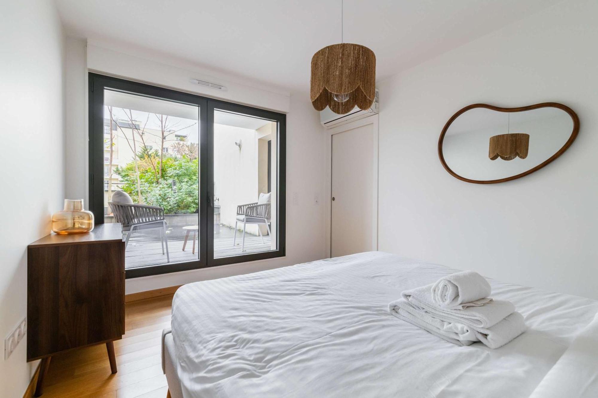 Appartement Lumineux Avec Terrasse Courbevoie - 4P - Flat-Guest Buitenkant foto