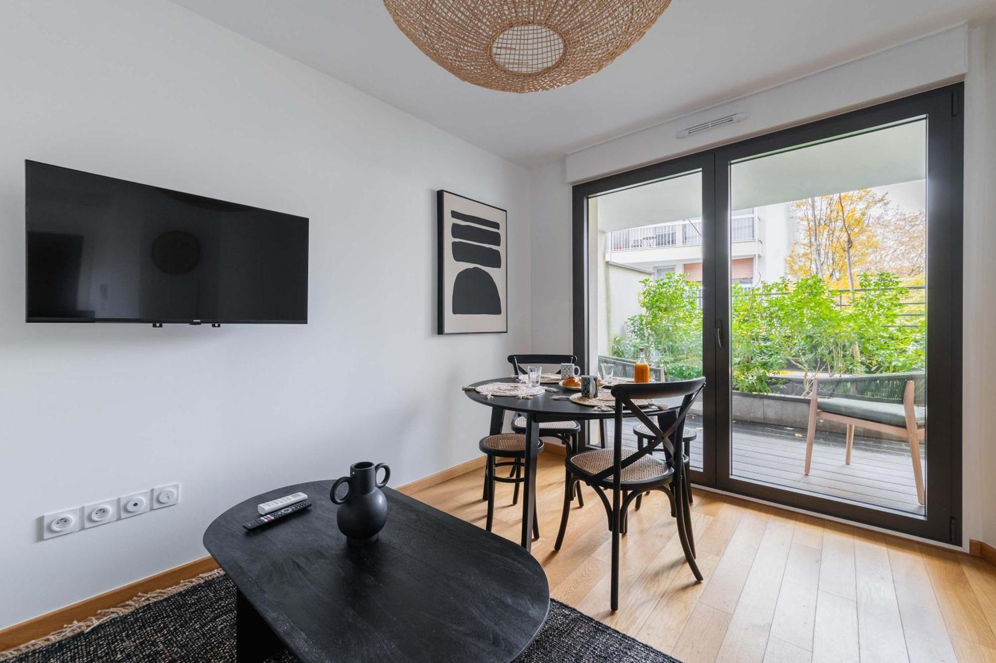 Appartement Lumineux Avec Terrasse Courbevoie - 4P - Flat-Guest Buitenkant foto
